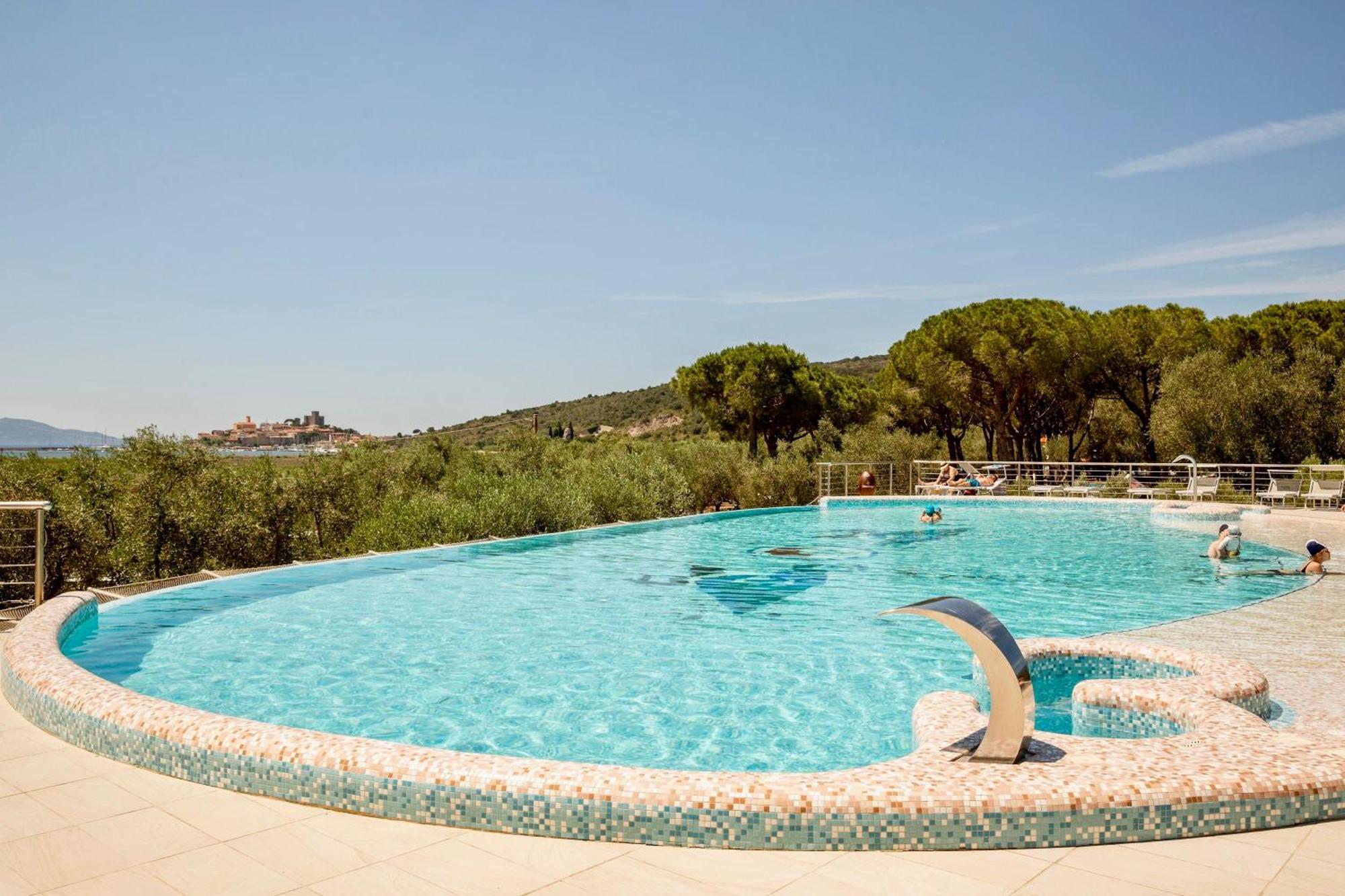 Isa - Residence With Pool And Private Beach In Talamone Just 500 Mt From The Beach Zewnętrze zdjęcie